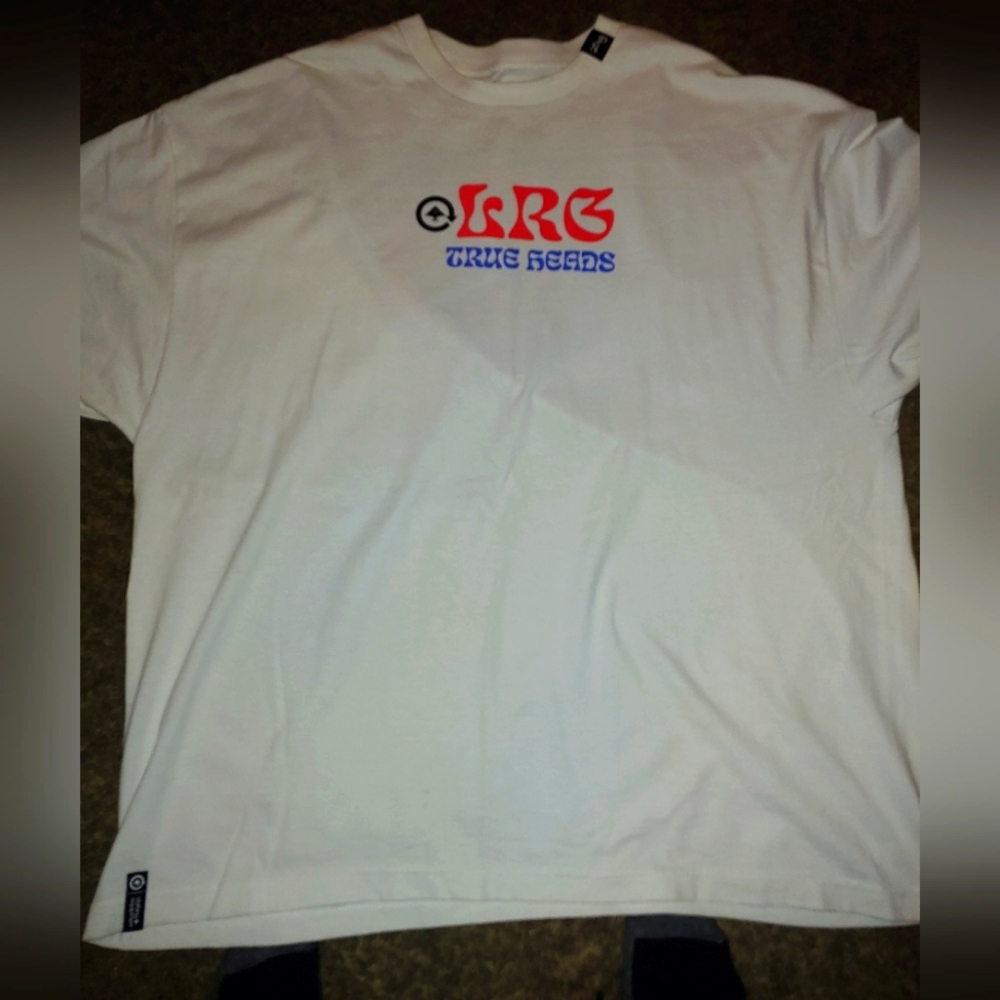 LRG T-SHIRT
